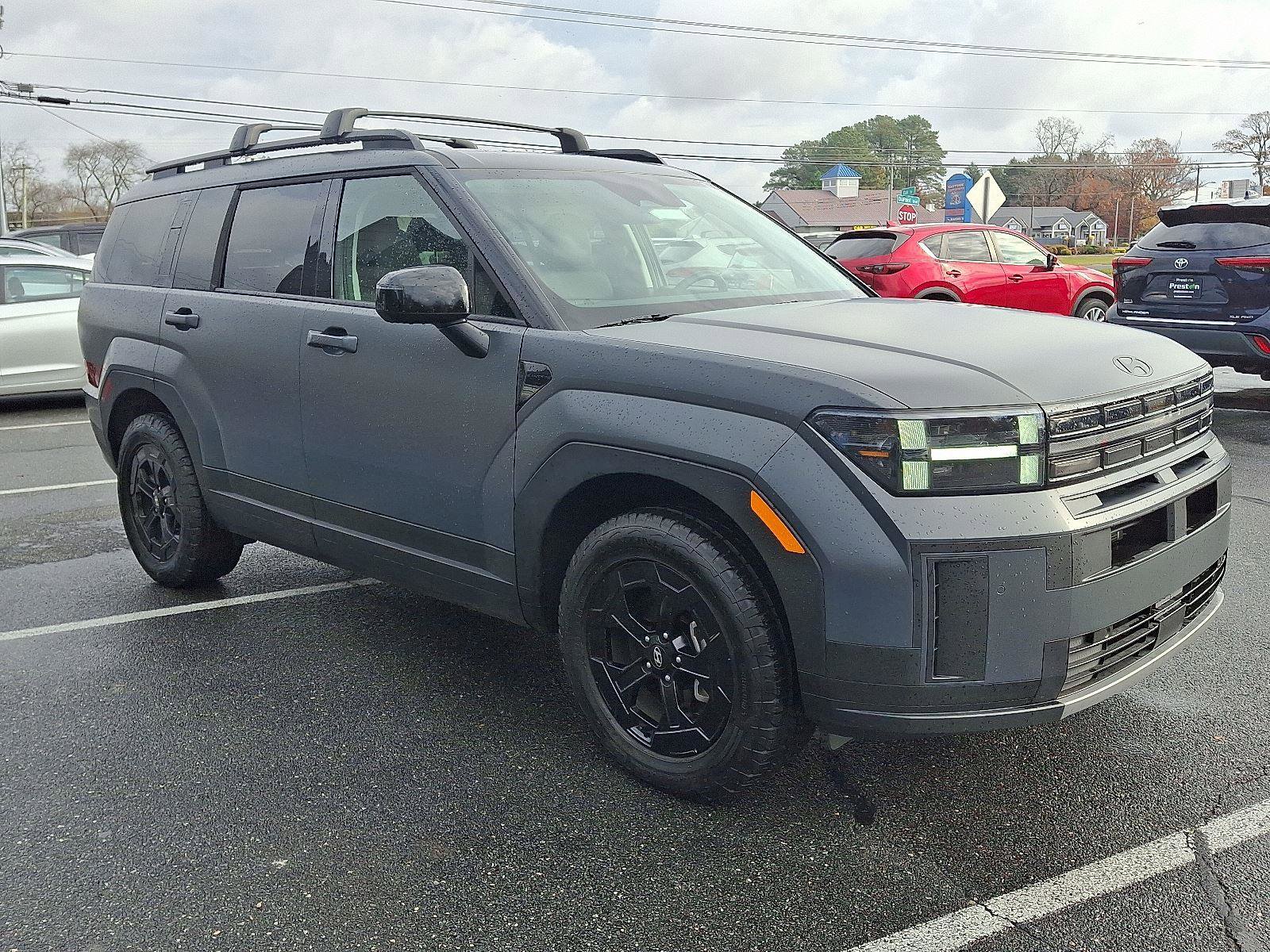 Used 2025 Hyundai Santa Fe XRT image 3