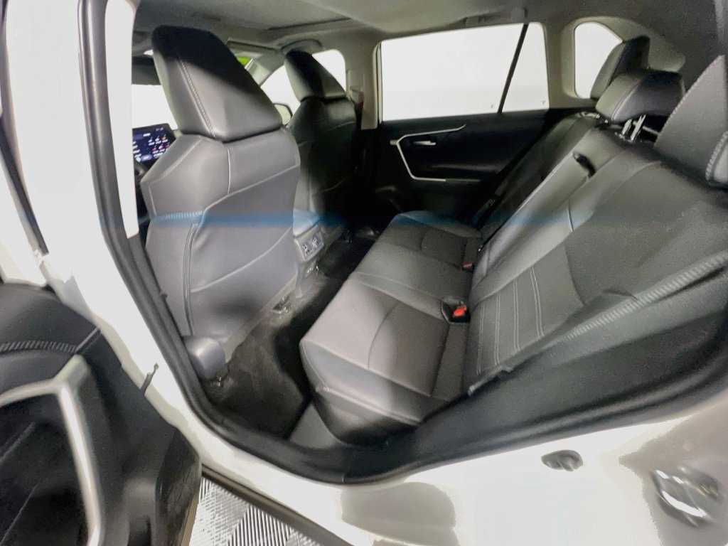 Used 2025 Toyota RAV4 Limited AWD/4WD image 26