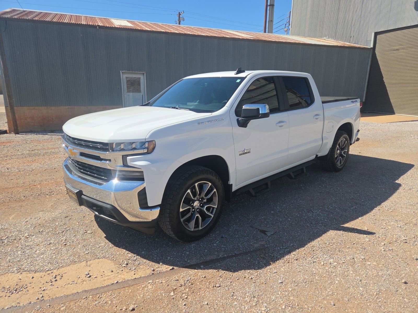 Used 2020 Chevrolet Silverado 1500 LT w/ Texas Edition image 2