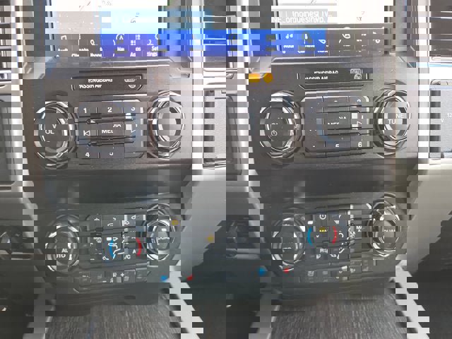 Used 2020 Ford F350 Lariat w/ Lariat Ultimate Package image 17