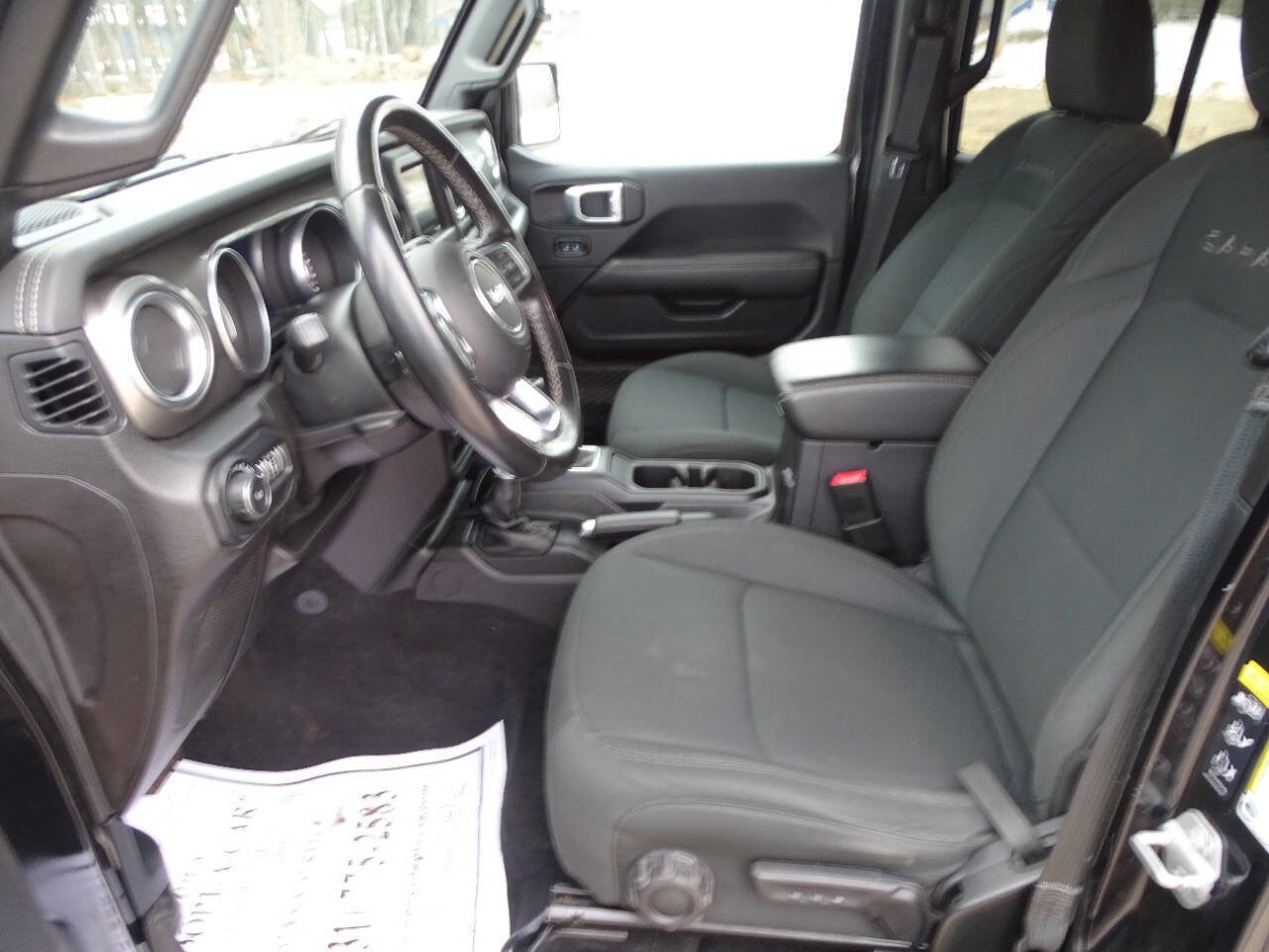 Used 2021 Jeep Wrangler Unlimited Sahara AWD/4WD image 11