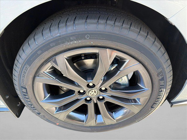 New 2026 Toyota Sienna XSE FWD image 12