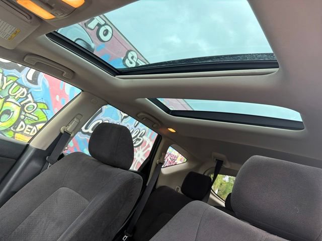 Used 2012 Nissan Murano SV AWD/4WD image 16