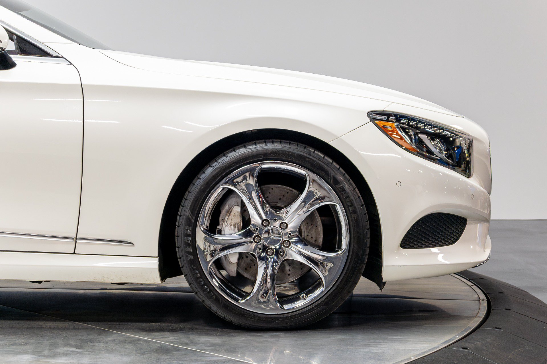 Used 2017 Mercedes-Benz S 550 Cabriolet image 18