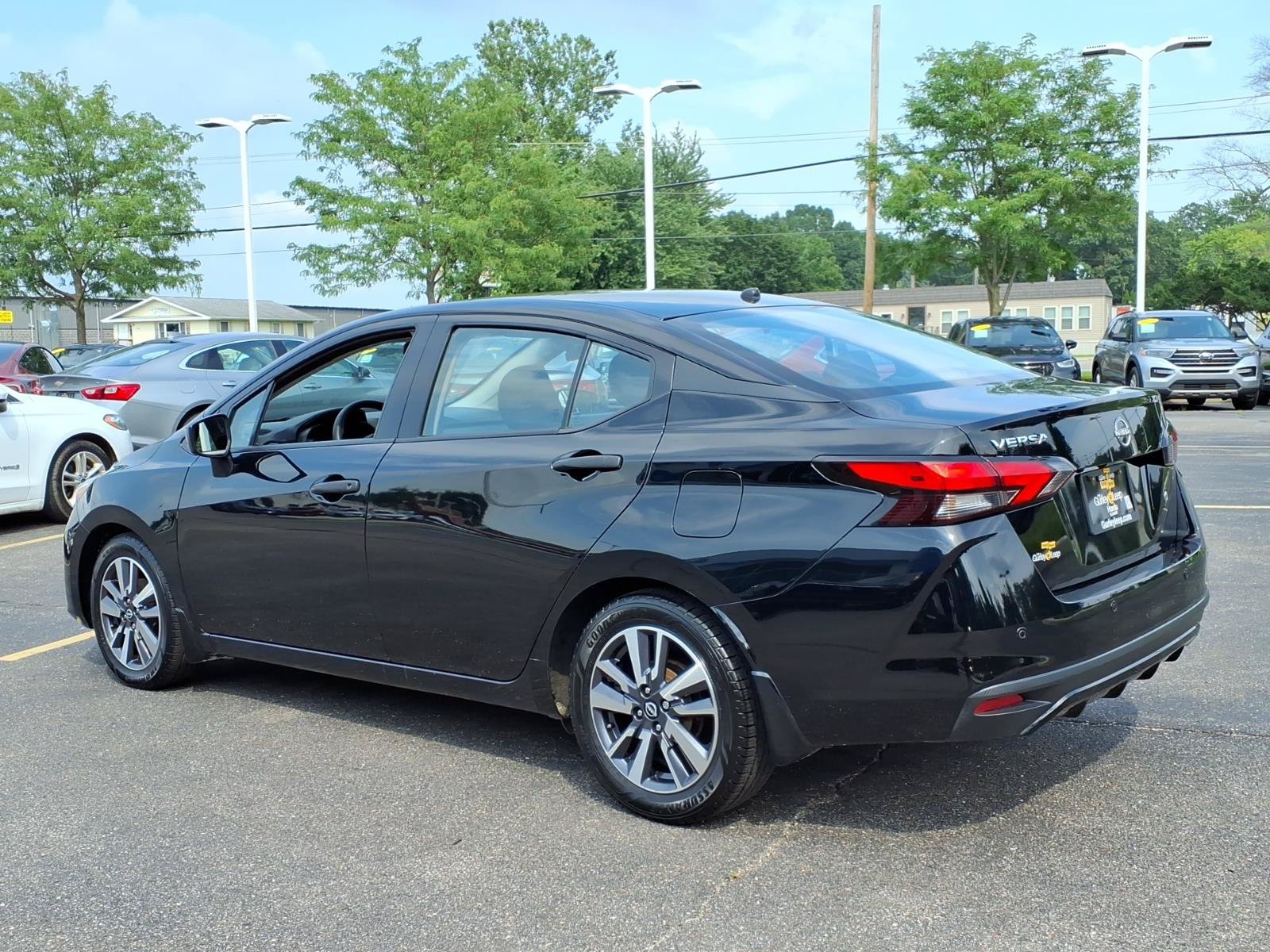 Used 2024 Nissan Versa S w/ S Plus Package FWD image 8