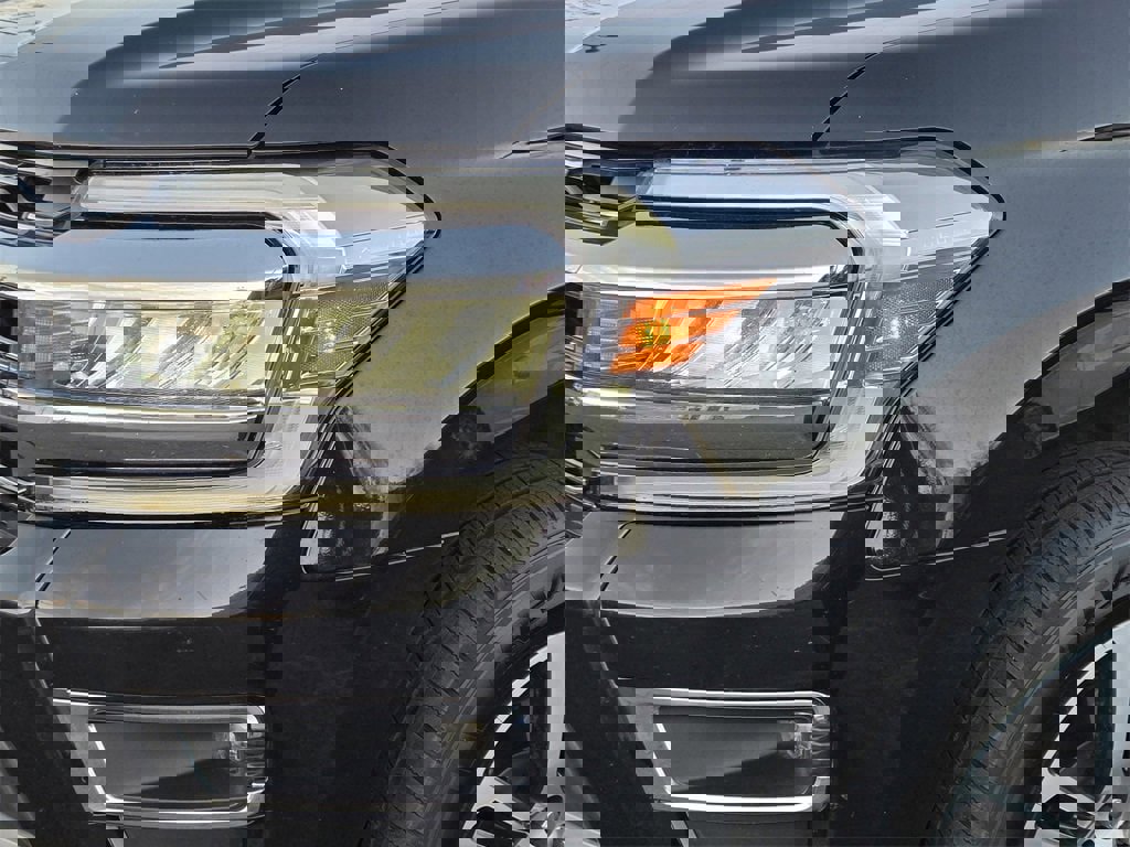 Used 2023 Ford Expedition Limited image 5