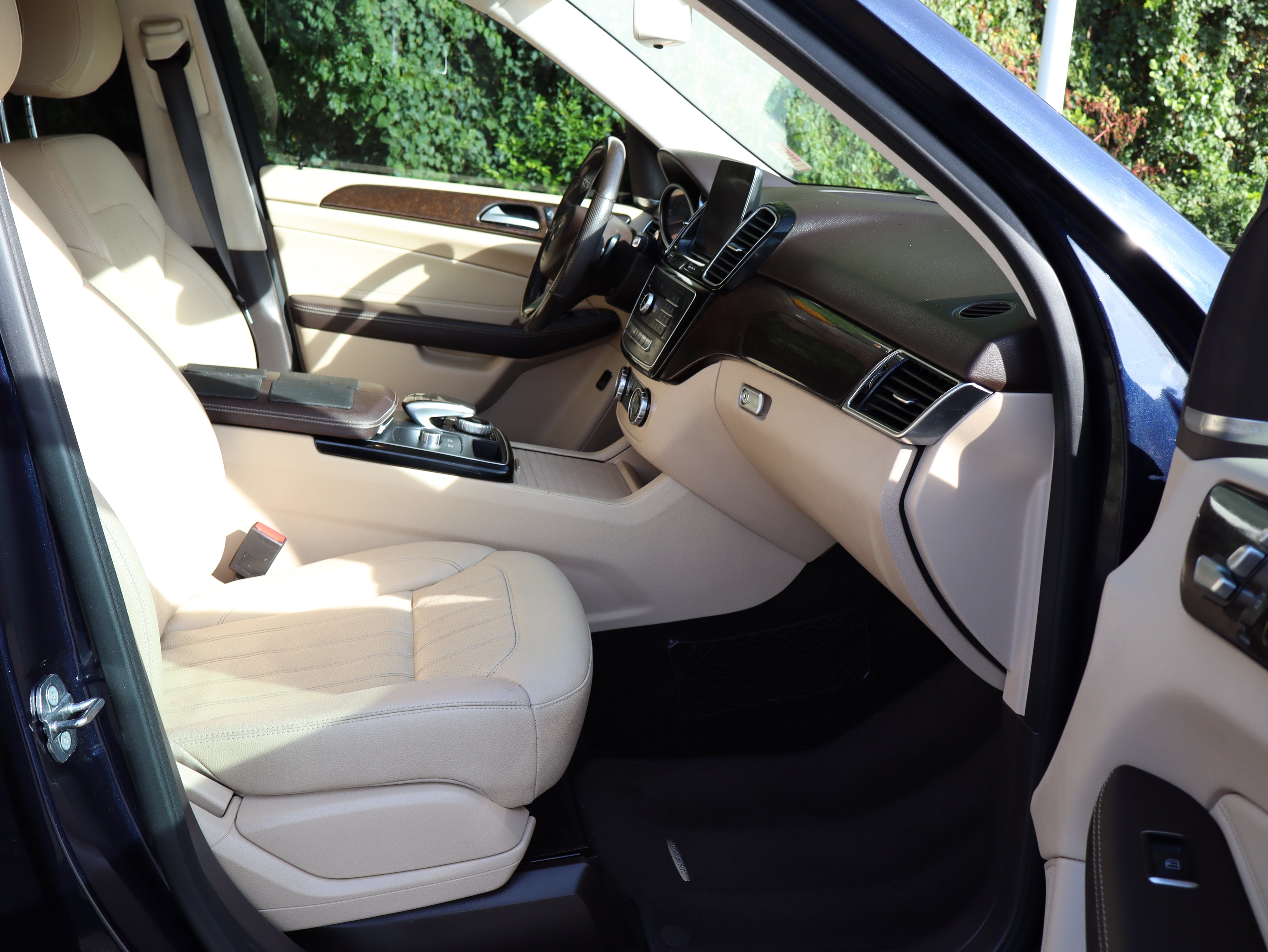 Used 2018 Mercedes-Benz GLE 350 image 27