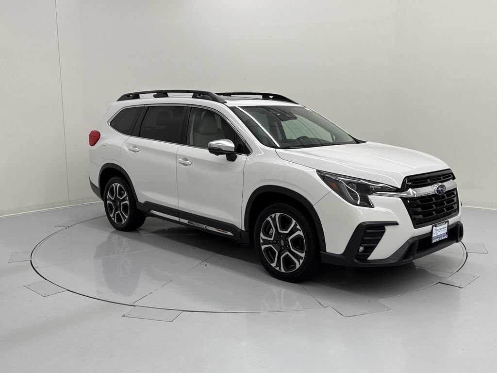 Used 2023 Subaru Ascent Limited w/ Technology Package AWD/4WD image 8