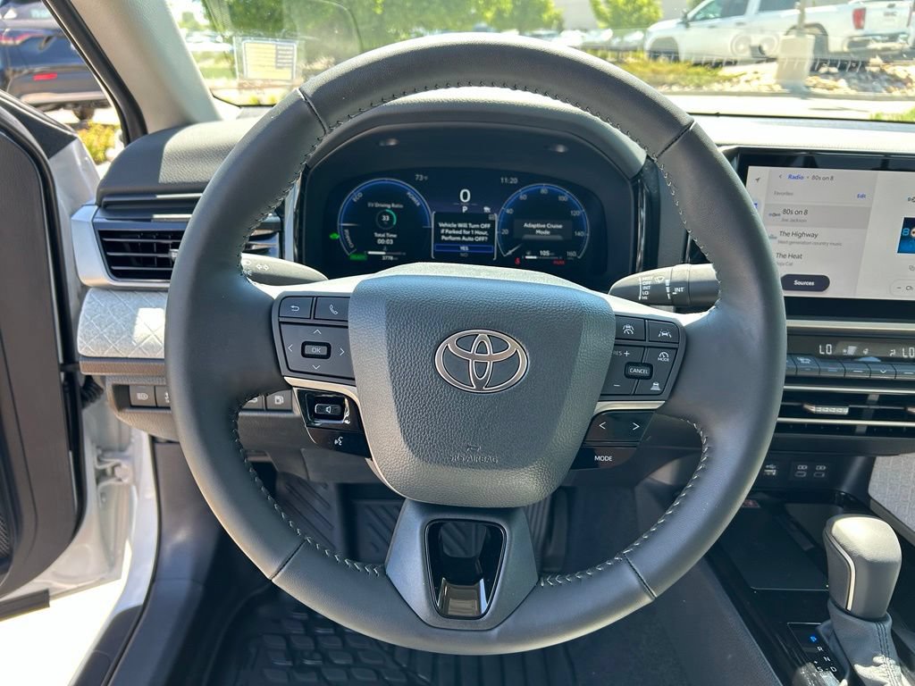 Used 2026 Toyota Camry XLE AWD/4WD image 9