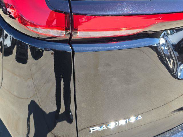 Used 2025 Chrysler Pacifica Select FWD image 38