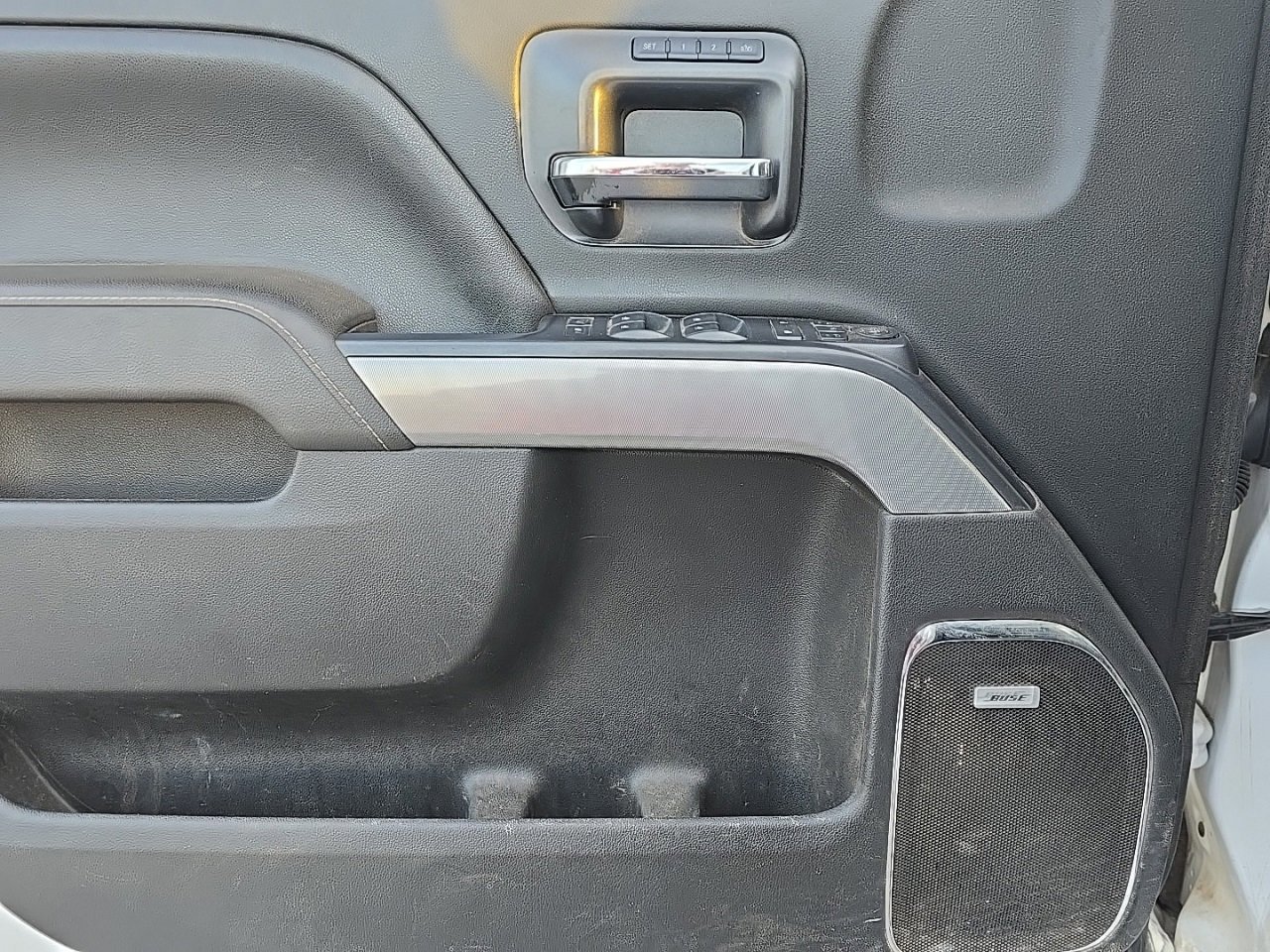 Used 2015 Chevrolet Silverado 2500 LTZ w/ Duramax Plus Package image 11