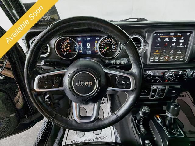 Used 2018 Jeep Wrangler Unlimited Sahara w/ Uconnect 4C Nav & Sound Group AWD/4WD image 11
