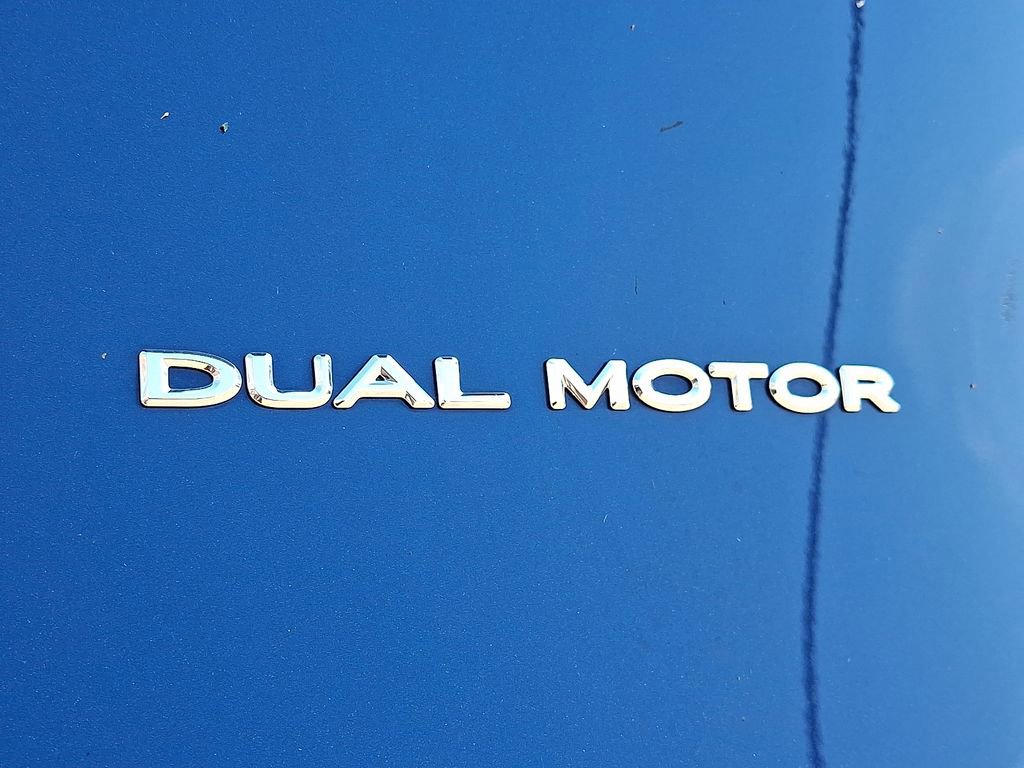 Used 2024 Tesla Model Y Long Range image 21