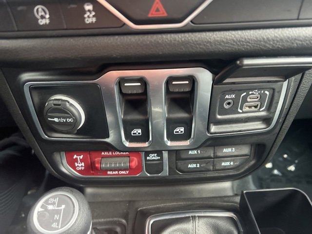 Used 2024 Jeep Wrangler Willys image 12