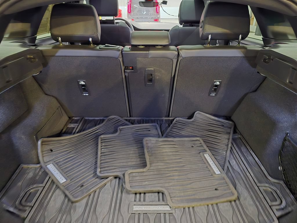 Used 2025 Land Rover Range Rover Evoque S AWD/4WD image 40