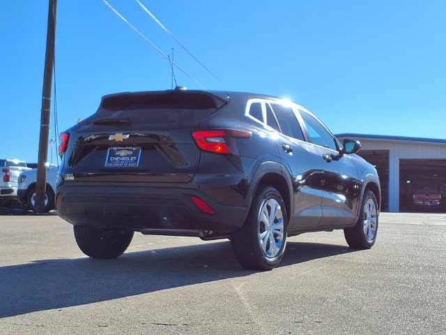 Used 2026 Chevrolet Trax LS w/ Driver Confidence Package FWD image 5