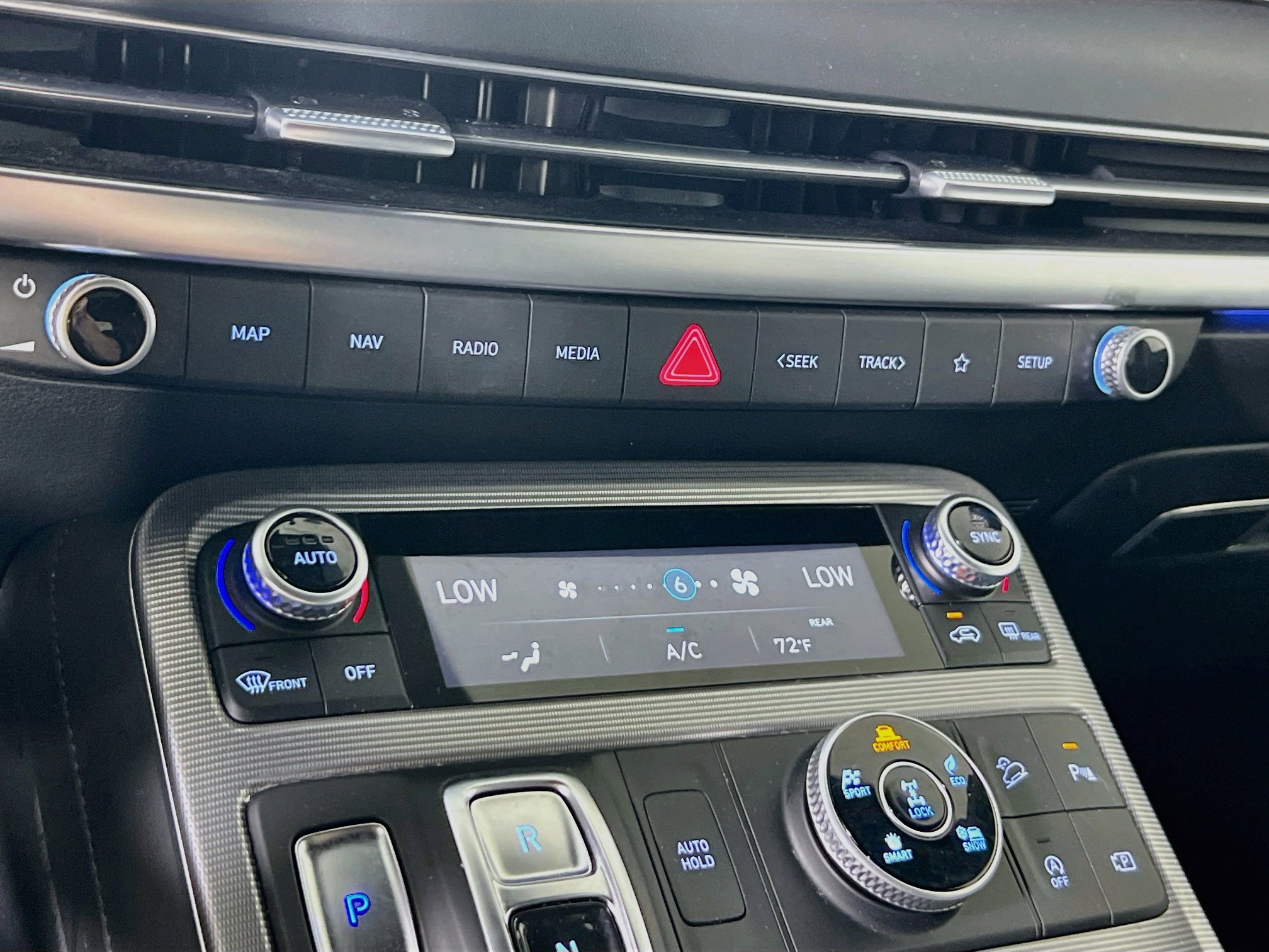 Used 2023 Hyundai Palisade Calligraphy w/ Winter Package image 16