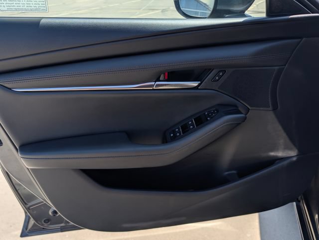 Used 2022 MAZDA MAZDA3 s FWD image 21