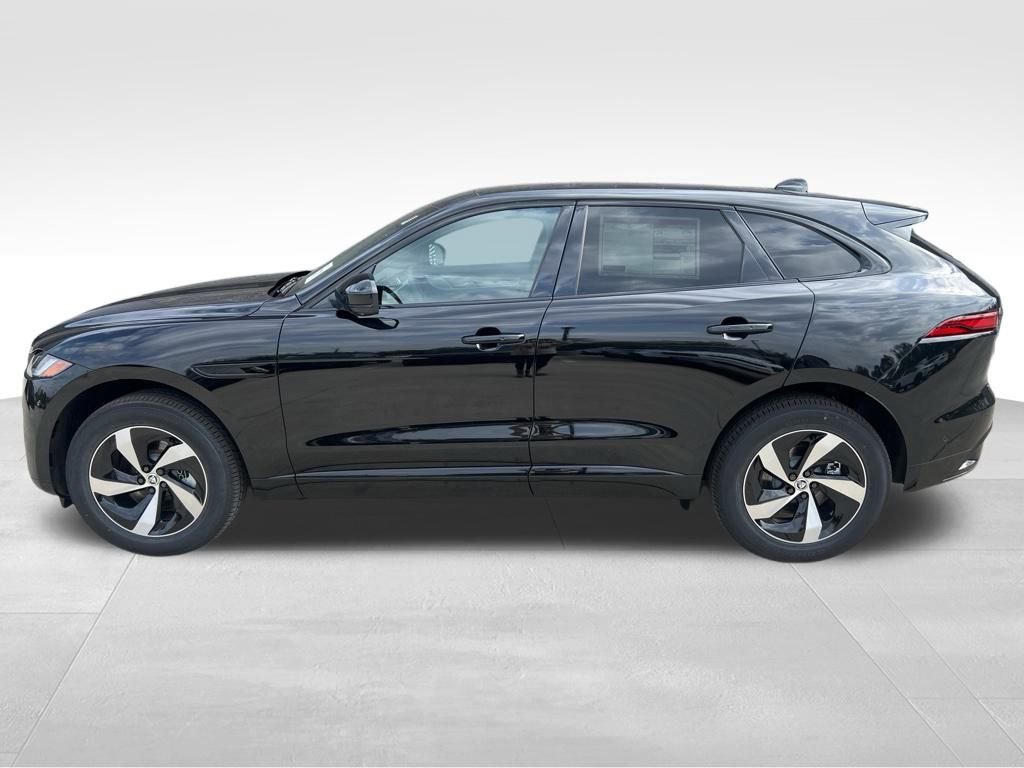 Used 2025 Jaguar F-PACE R-Dynamic S AWD/4WD image 2