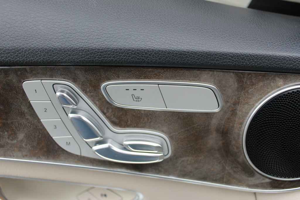 Used 2017 Mercedes-Benz C 300 Sedan image 11