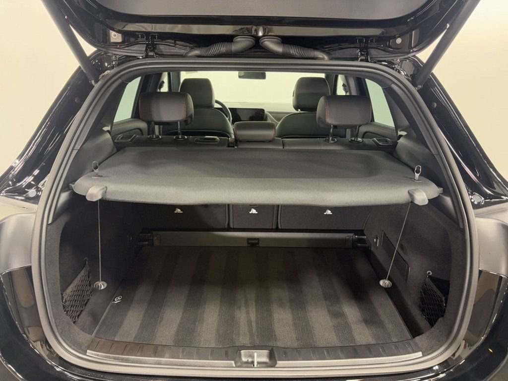 Used 2026 Mercedes-Benz GLA 250 4MATIC image 26
