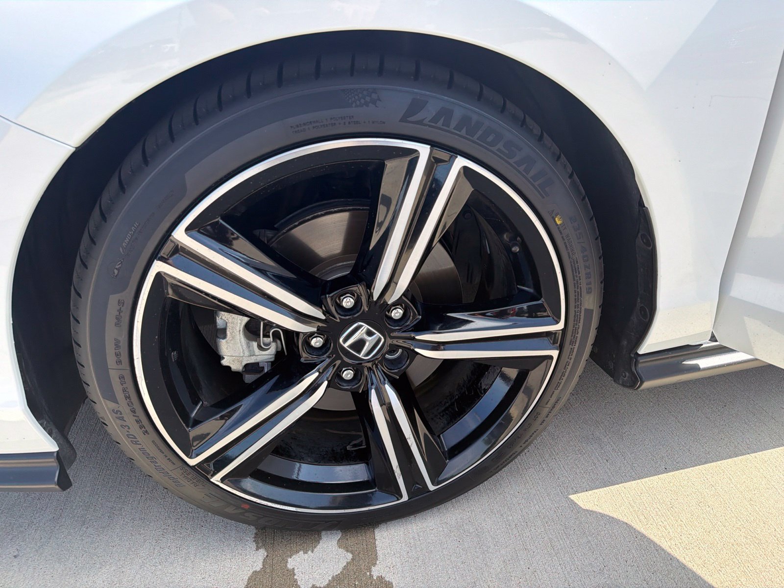 Used 2024 Honda Accord Sport image 12