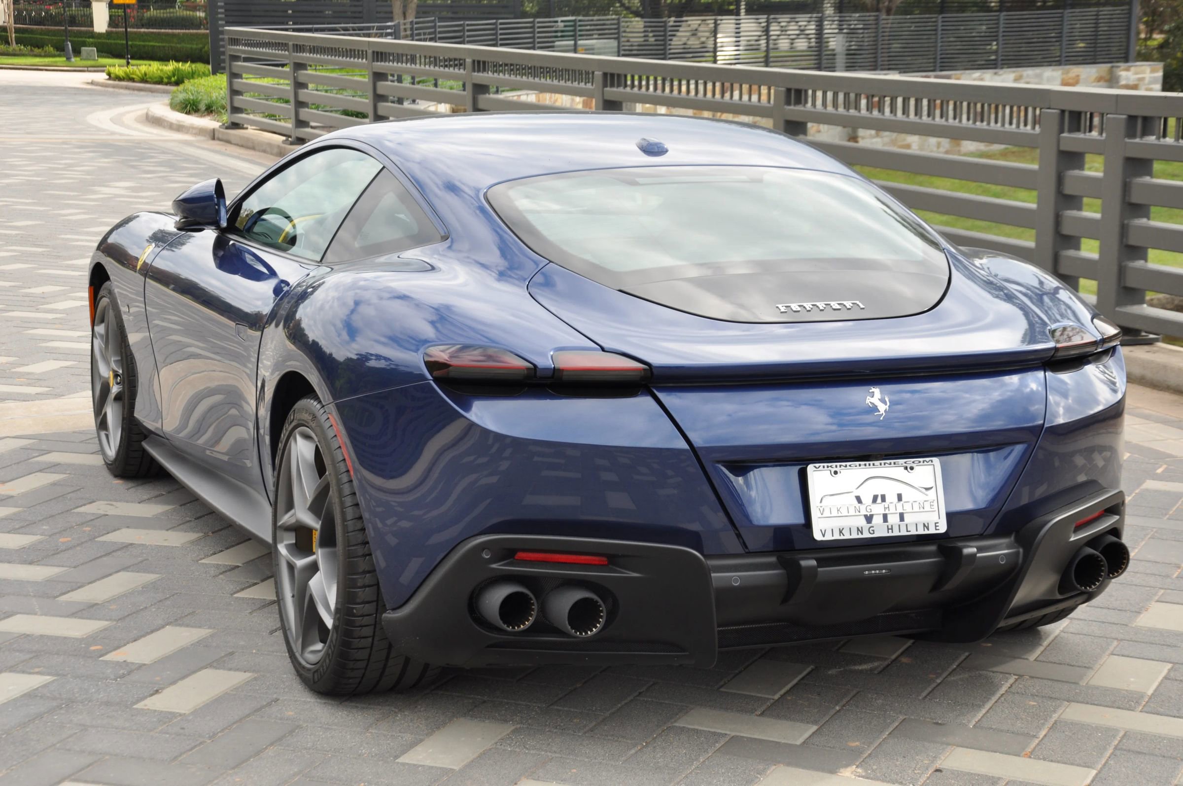 Used 2022 Ferrari Roma image 11