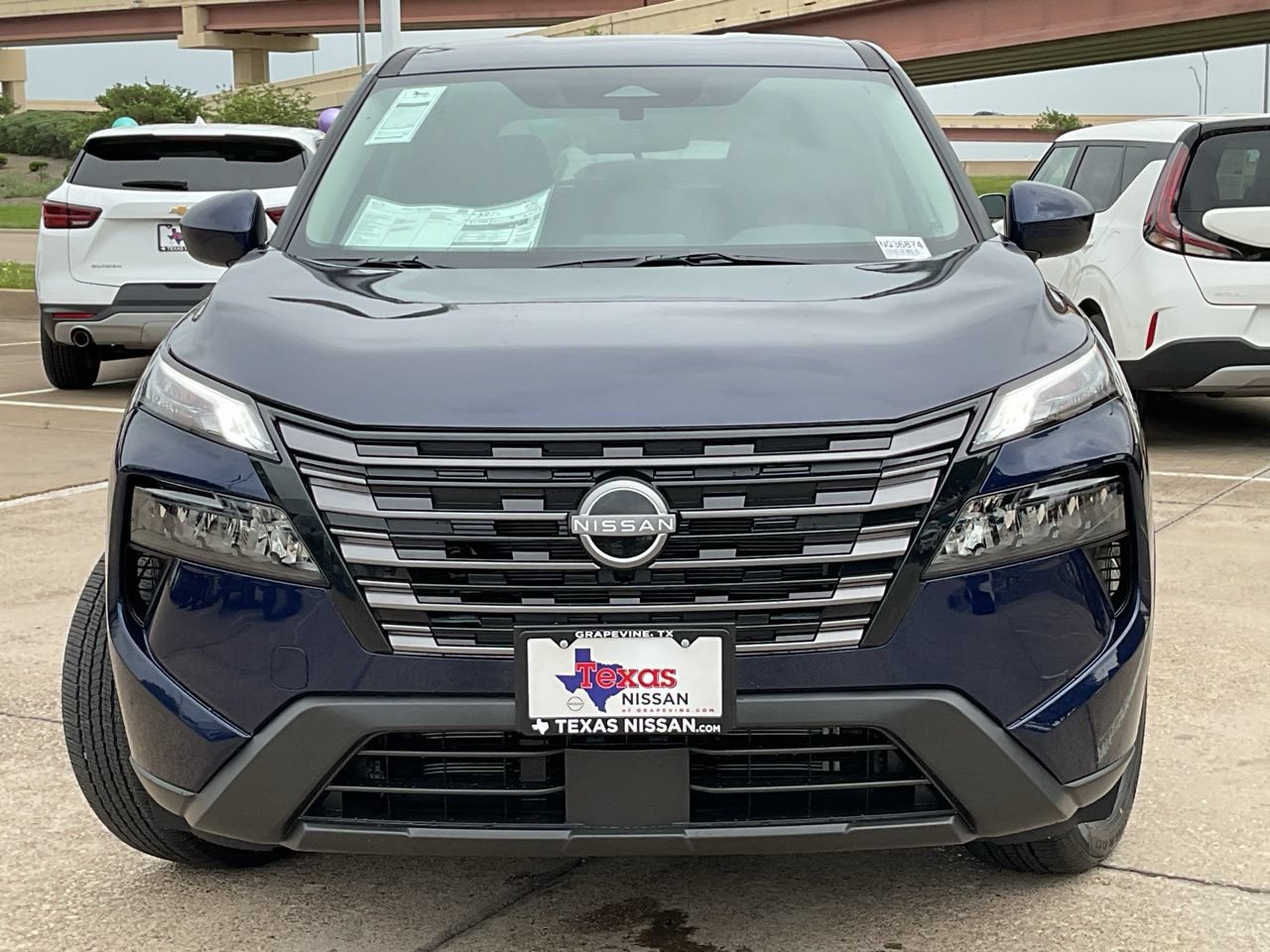 New 2026 Nissan Rogue SV w/ Cold Weather Package FWD image 3