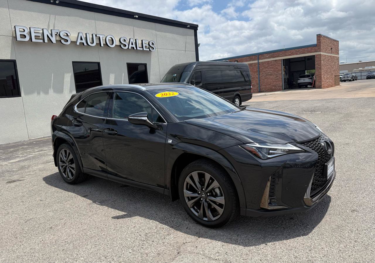 Used 2022 Lexus UX 200 F Sport w/ Accessory Package (Z2) FWD image 4