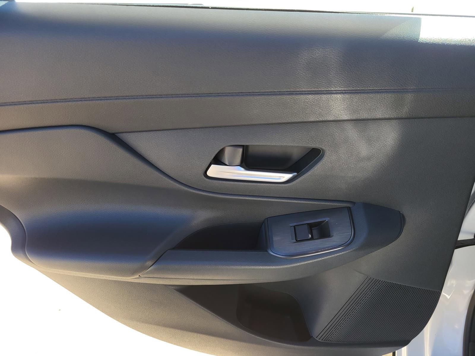 New 2026 Nissan Sentra SR image 14