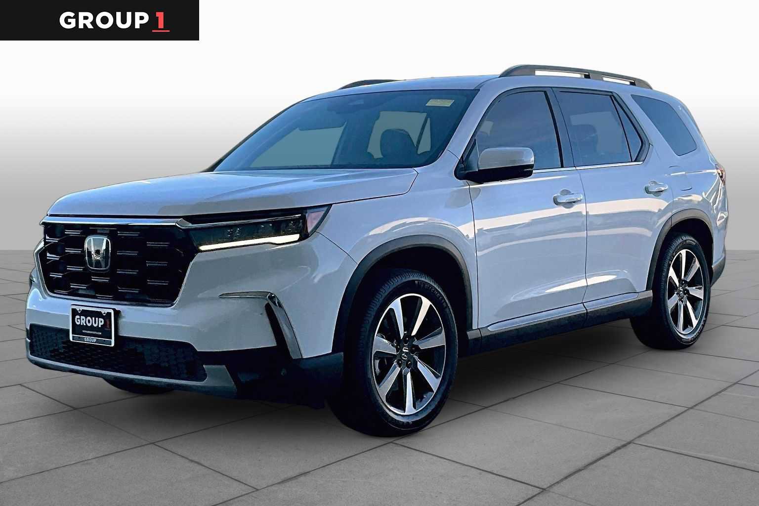 Used 2025 Honda Pilot Touring