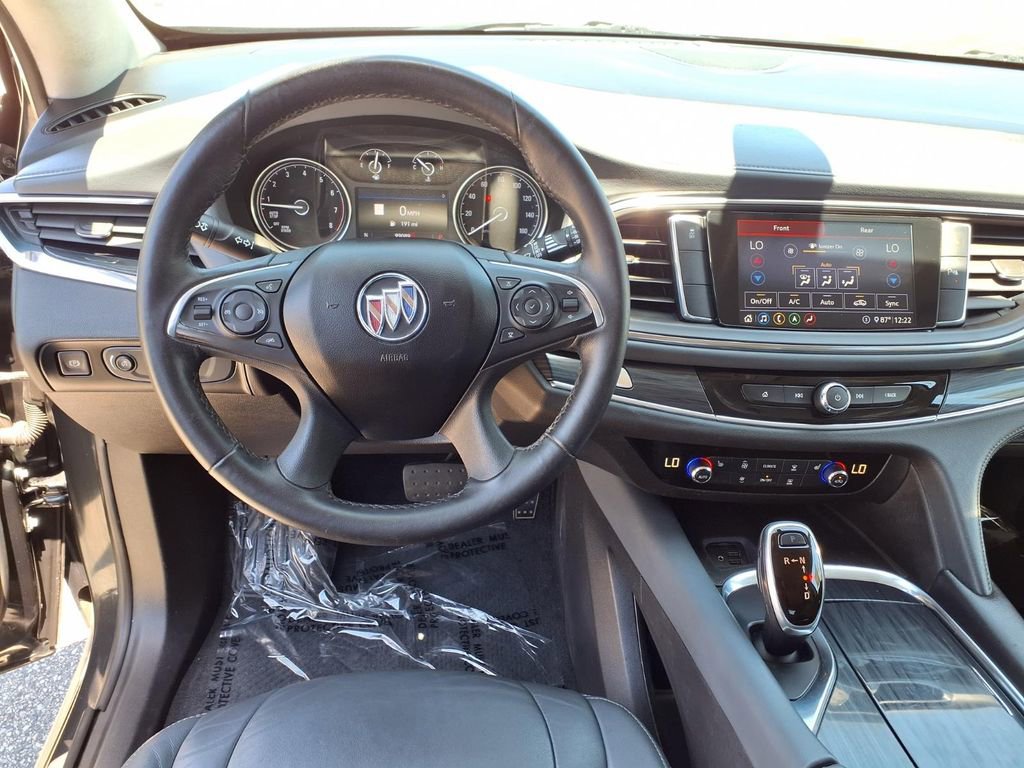 Used 2021 Buick Enclave Essence w/ Sound and Sites Package FWD image 10
