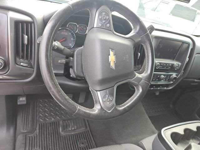 Used 2018 Chevrolet Silverado 1500 LT w/ All Star Edition AWD/4WD image 10