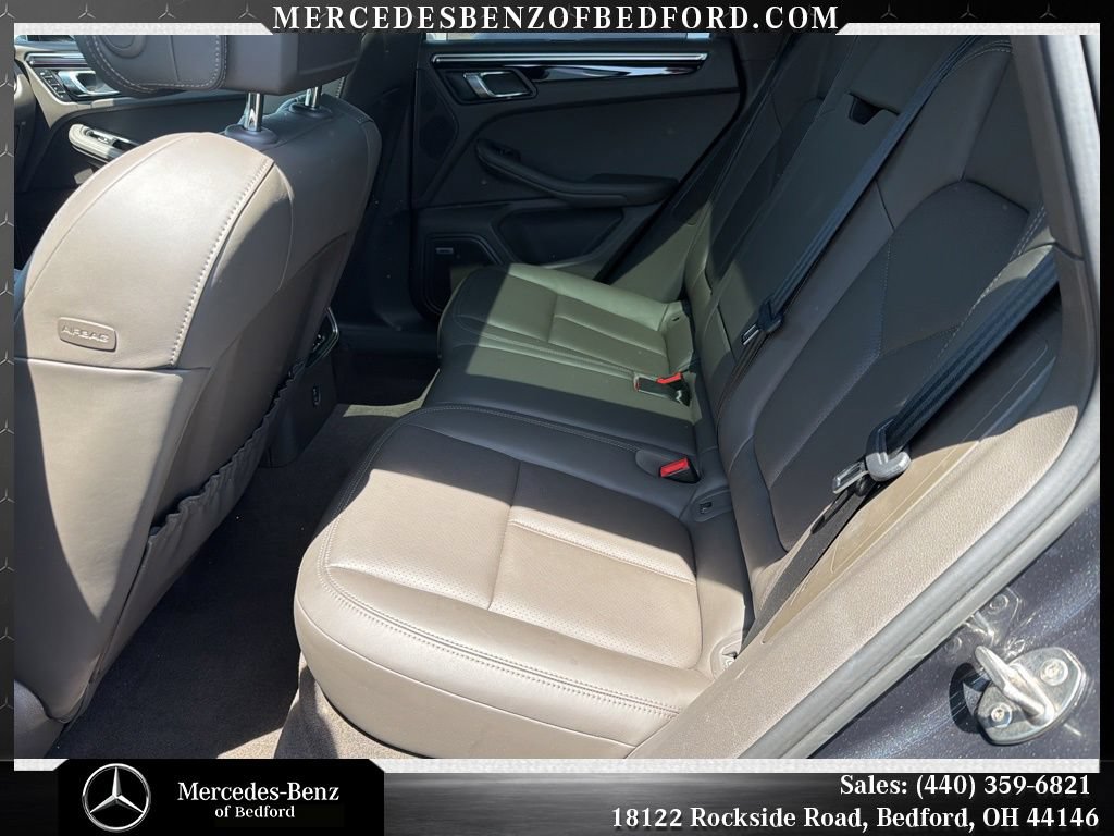 Used 2020 Porsche Macan AWD/4WD image 21