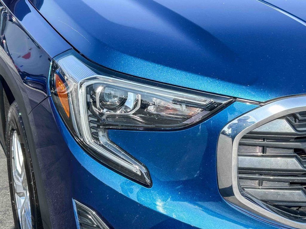Used 2020 GMC Terrain SLE w/ LPO, Cargo Package FWD image 5