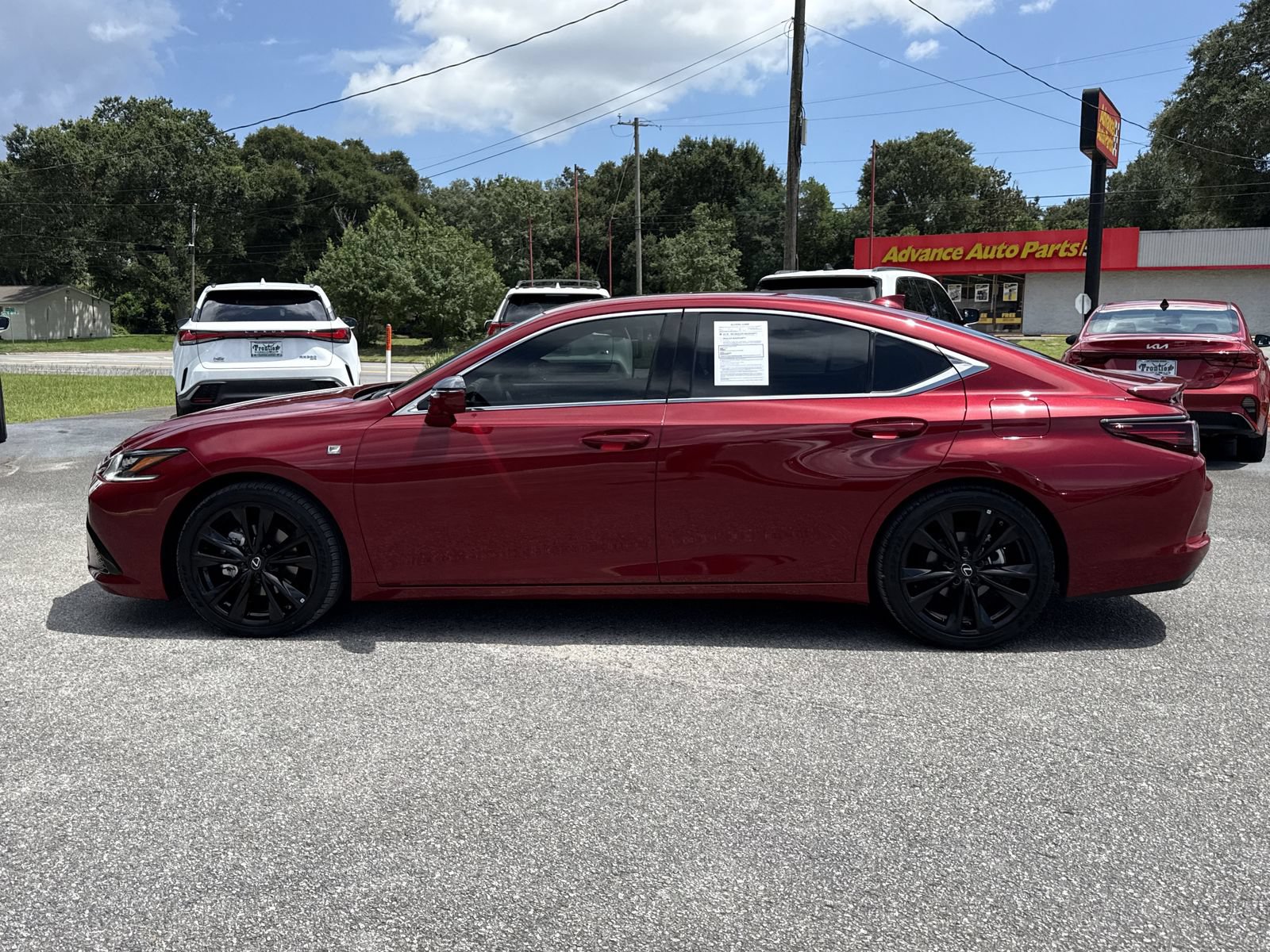 Used 2024 Lexus ES 350 F Sport w/ Accessory Package (Z2) FWD image 2