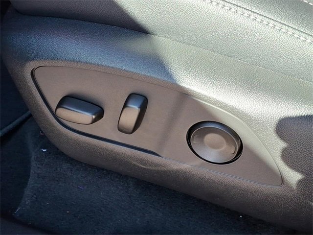 New 2026 Chevrolet Traverse LT w/ Driver Confidence Package image 8