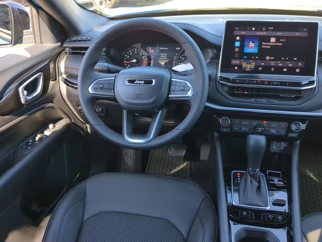 New 2023 Jeep Compass Trailhawk image 17