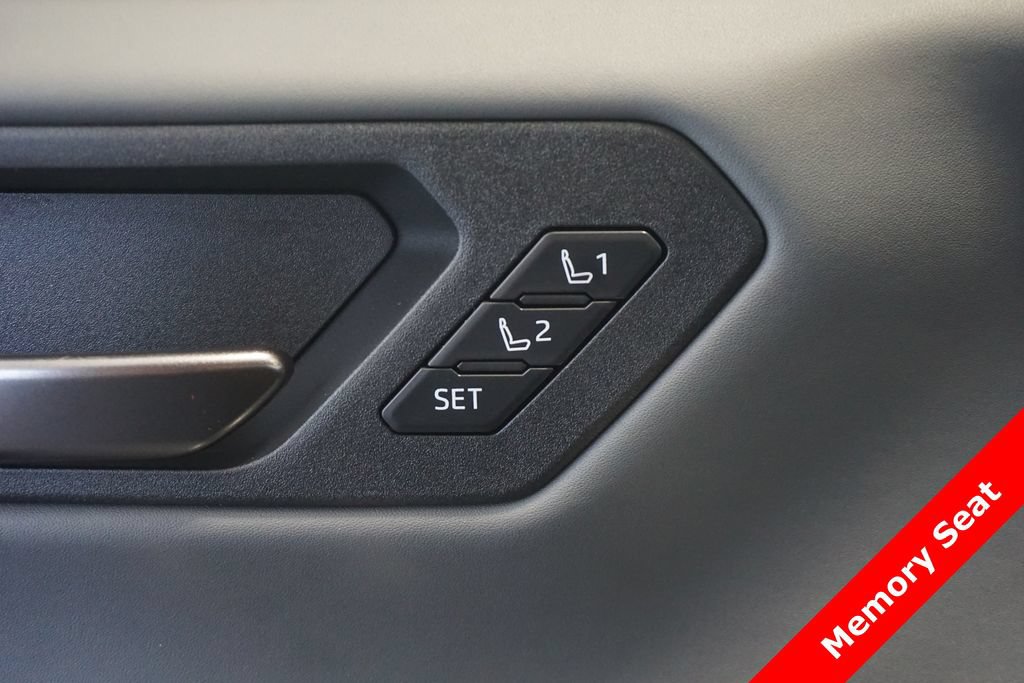 New 2026 Toyota RAV4 XSE AWD/4WD image 7
