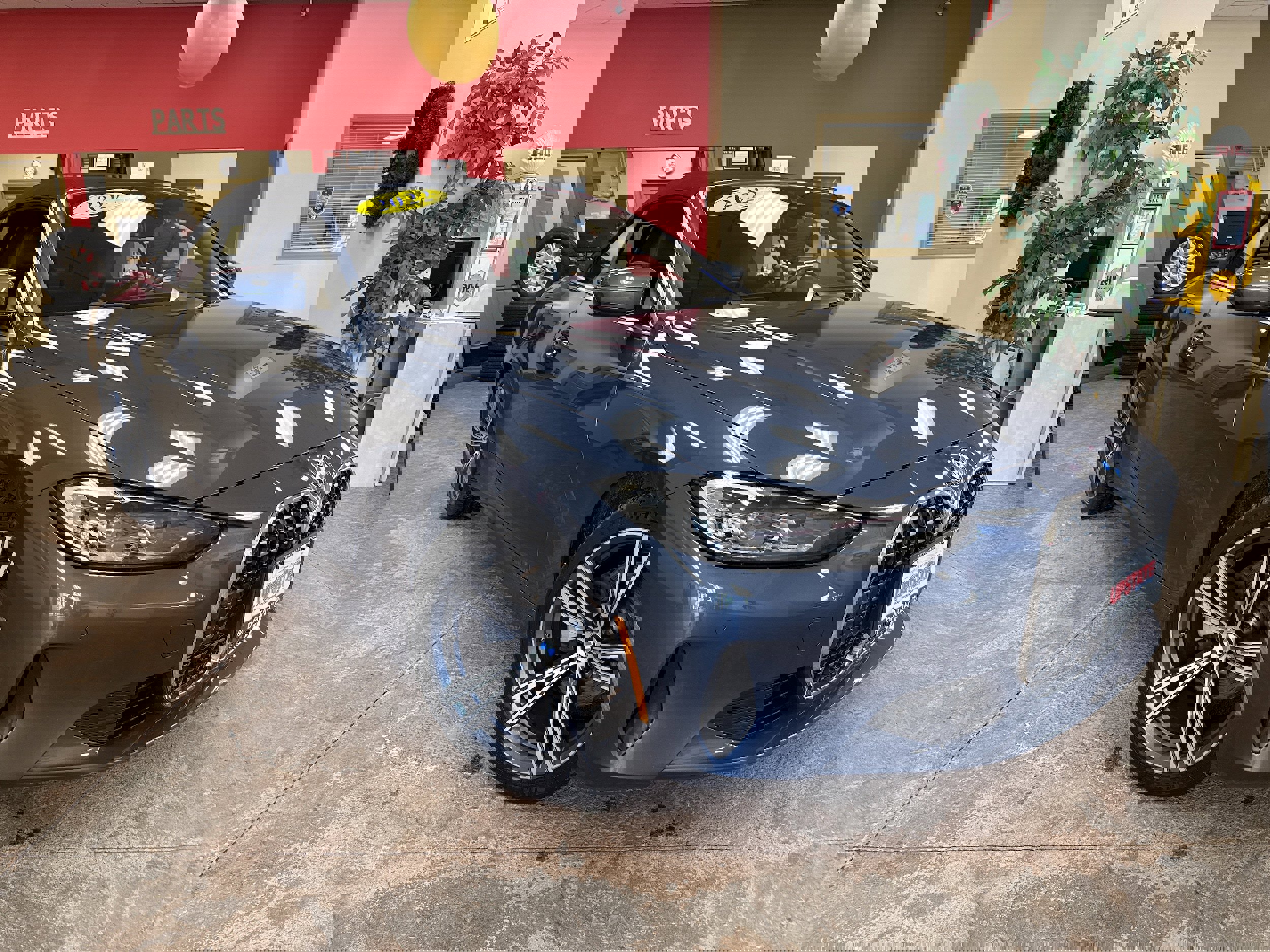 Used 2022 BMW 430i xDrive Convertible w/ Premium Package AWD/4WD image 2