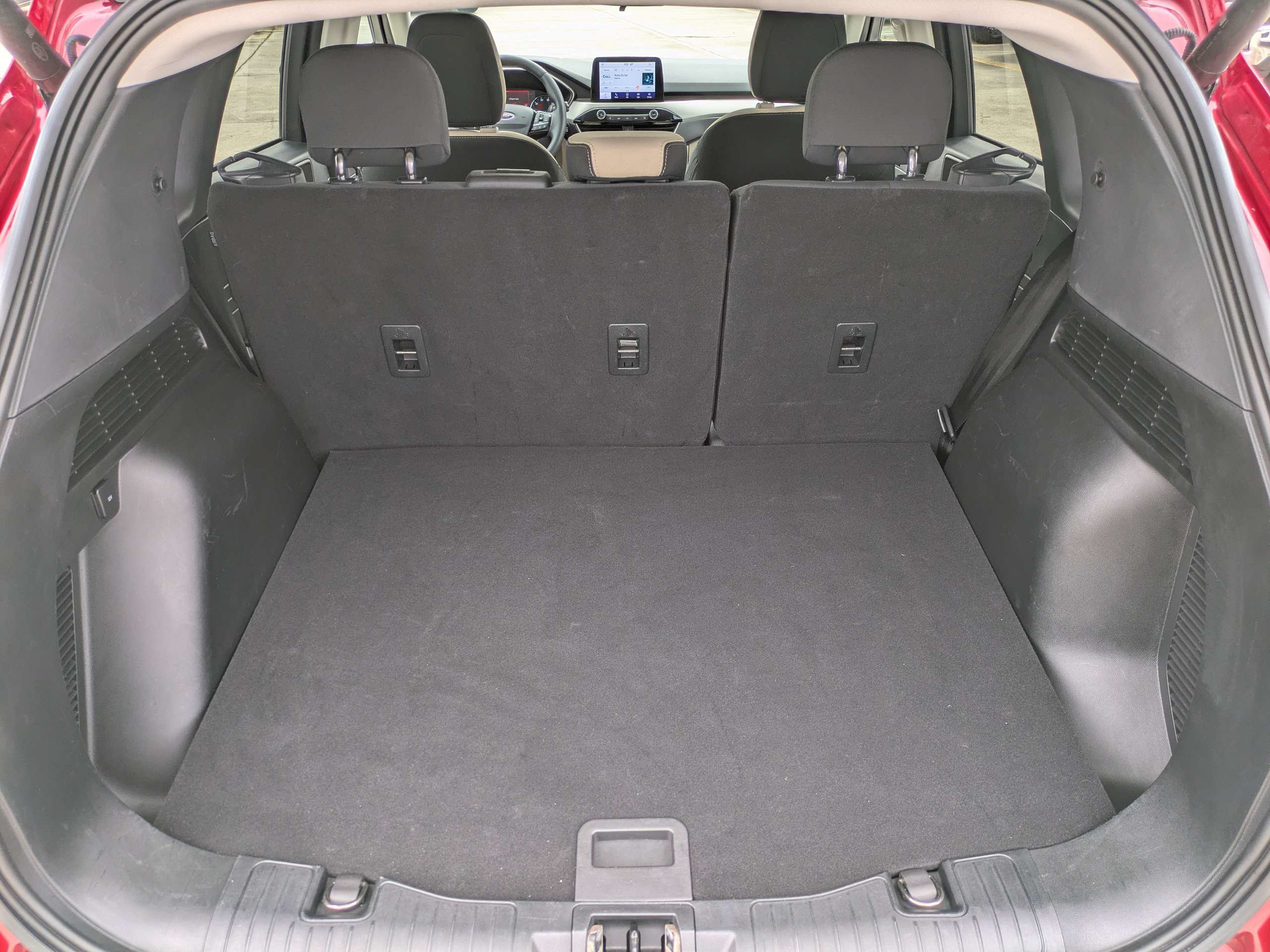 Used 2021 Ford Escape SE w/ SE Sport Appearance Package FWD image 13