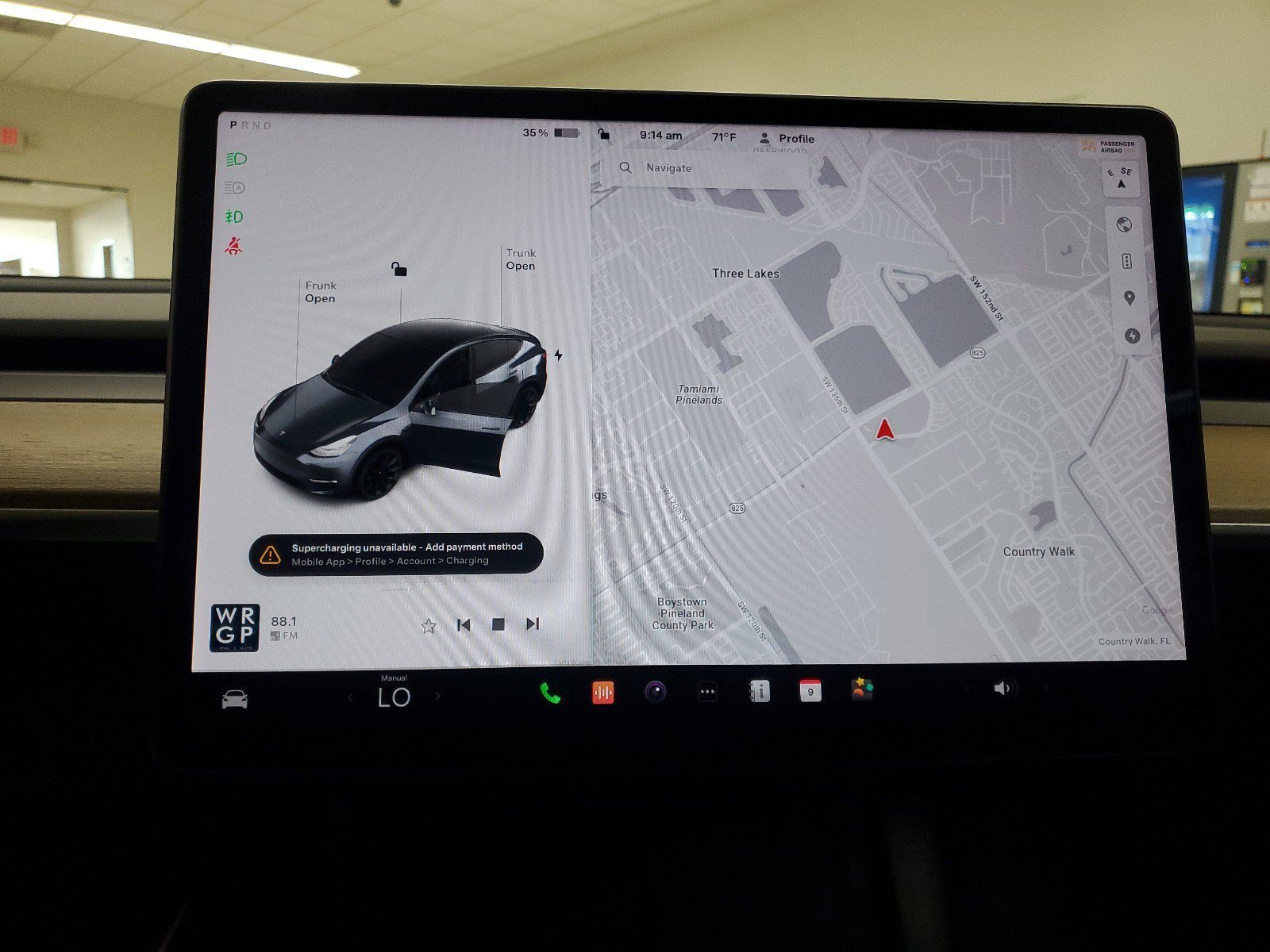 Used 2022 Tesla Model Y Long Range AWD/4WD image 25