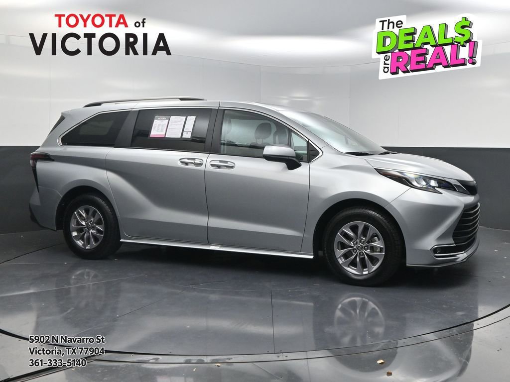 Used 2024 Toyota Sienna XLE