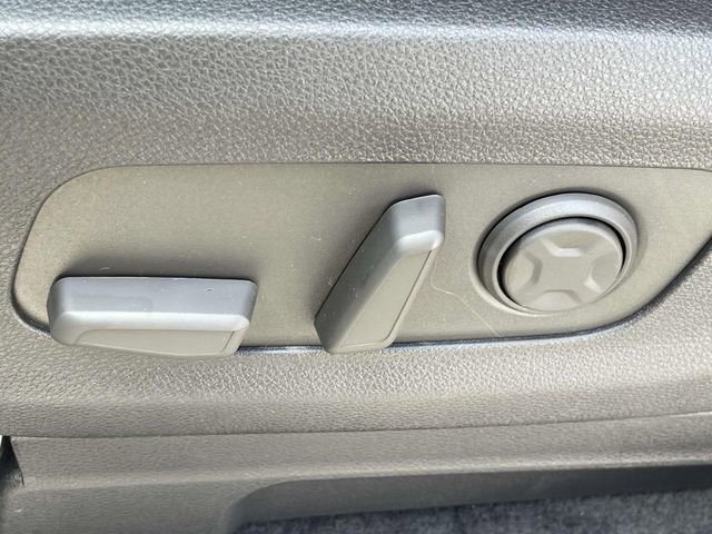 New 2026 Kia Carnival EX image 27