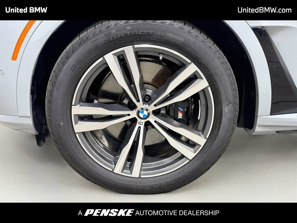 Certified 2026 BMW X7 xDrive40i w/ Executive Package AWD/4WD image 9