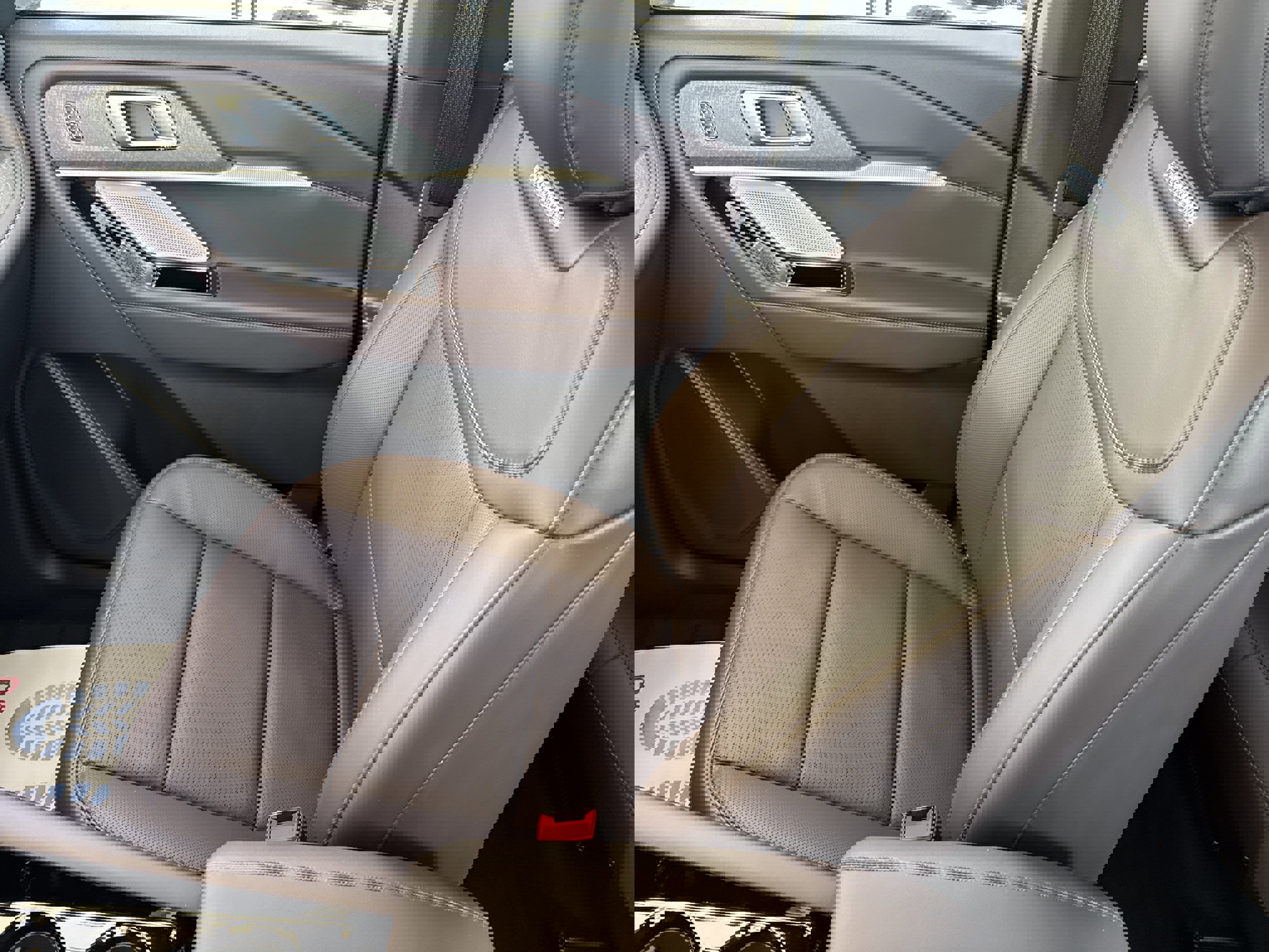 New 2026 Ford Explorer Platinum image 38