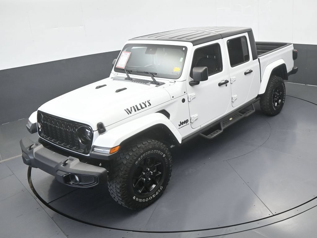 Used 2024 Jeep Gladiator Sport AWD/4WD image 40