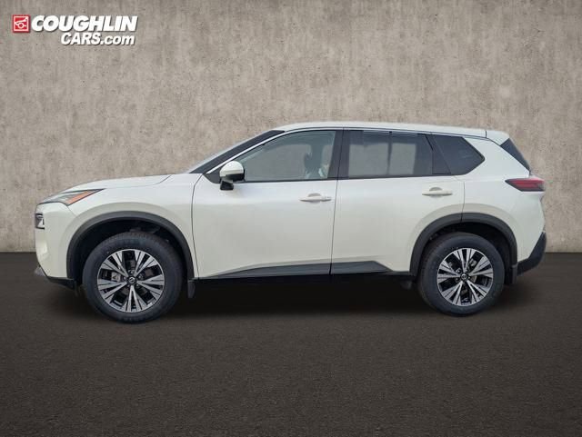Used 2021 Nissan Rogue SV image 4