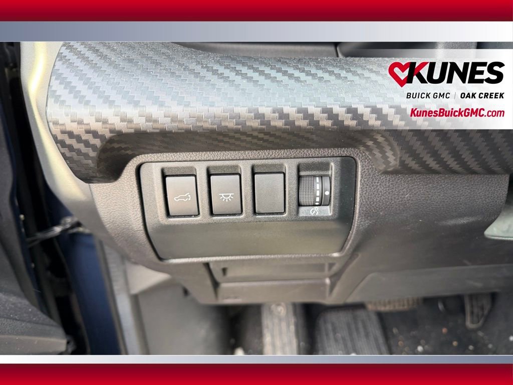 Used 2024 Subaru Ascent Premium w/ Convenience Package image 11