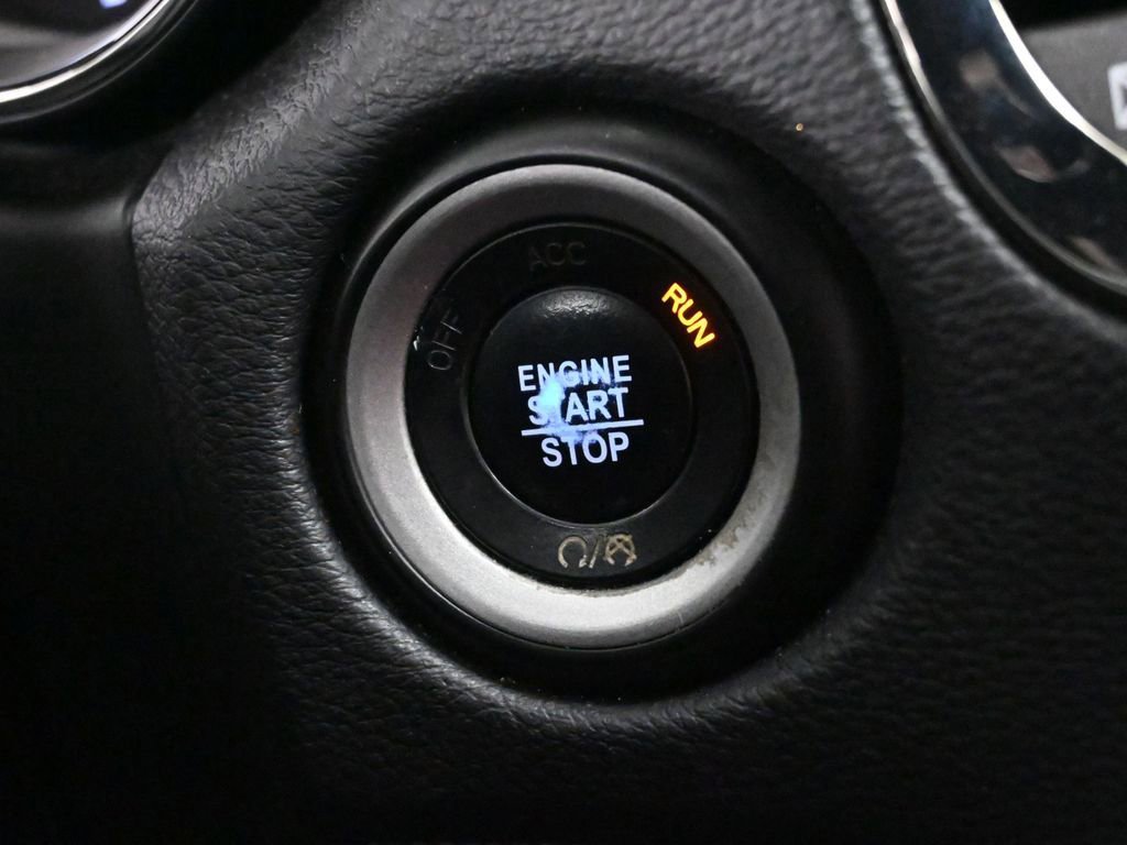 Used 2019 Dodge Durango R/T w/ Blacktop Package image 36